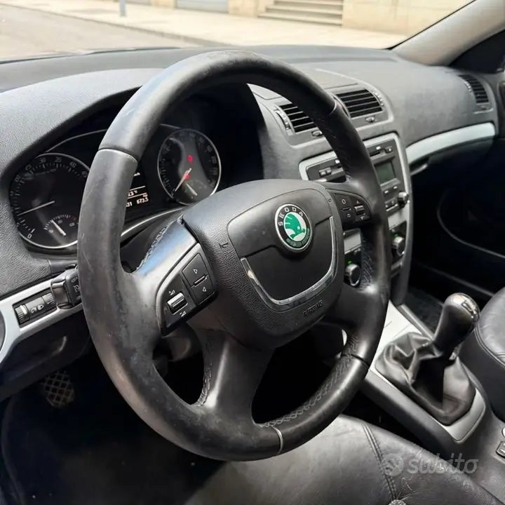Skoda Octavia 2009 photo 5