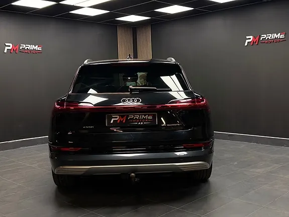 Audi E-Tron 2020 photo 4