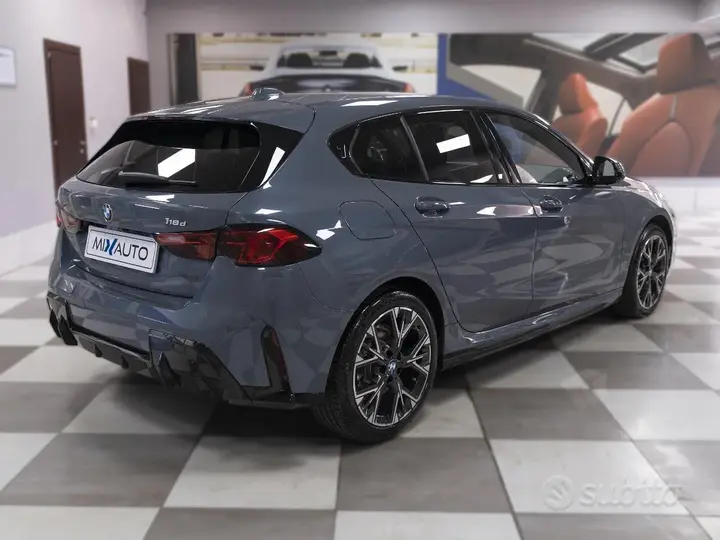 BMW 118D 2026 photo 5
