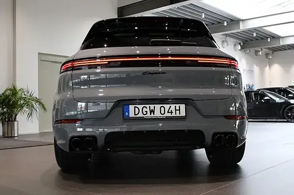 Porsche Cayenne 2026 photo 4