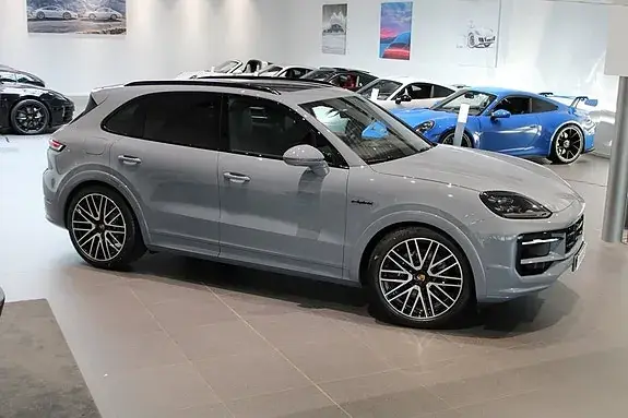 Porsche Cayenne 2026 photo 5