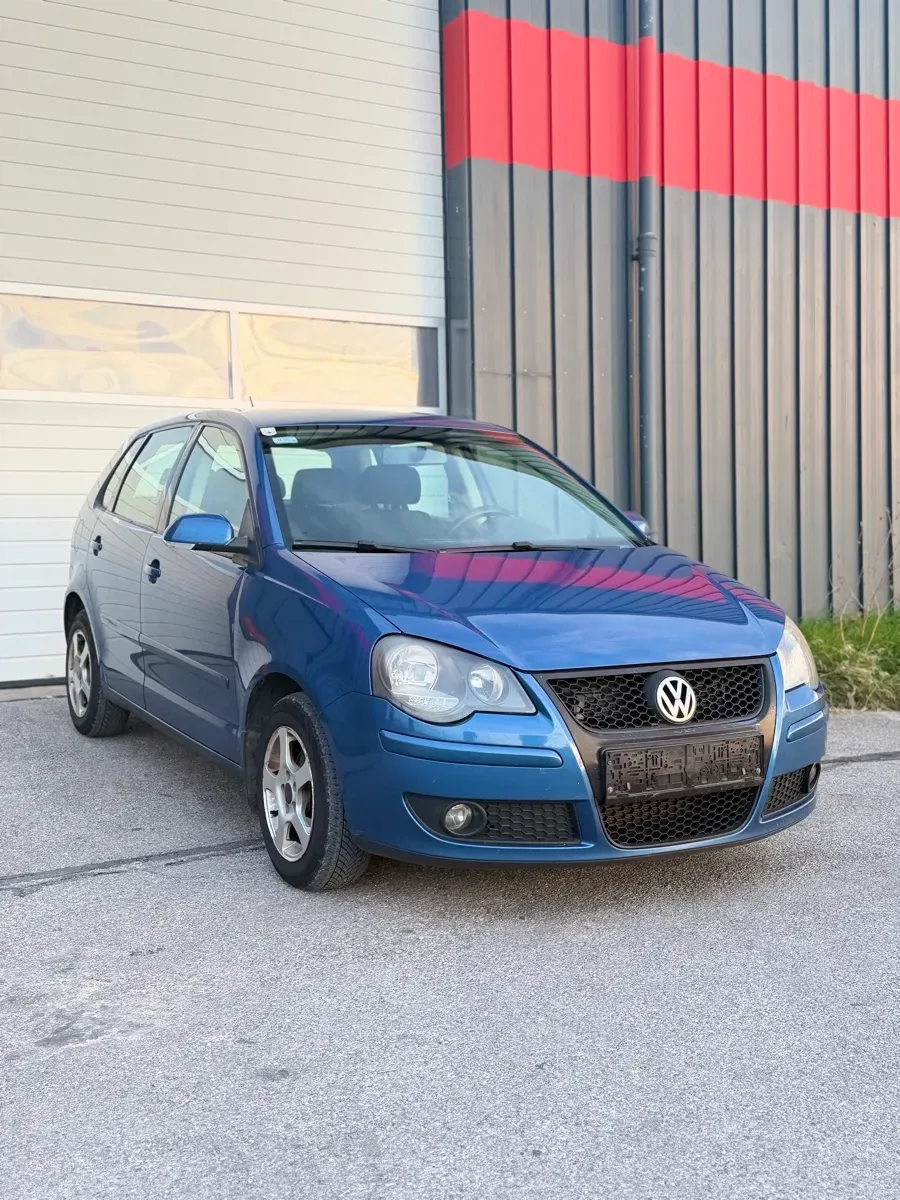 Volkswagen Polo 2007 photo 2