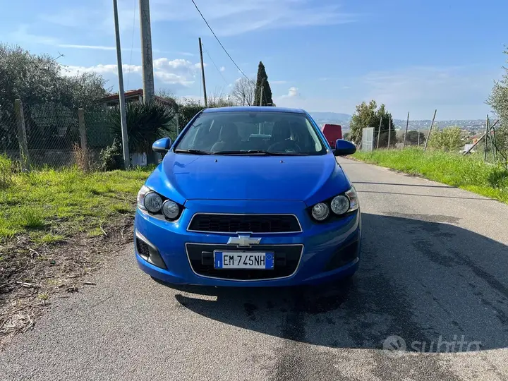 Chevrolet Aveo 2012 photo 3