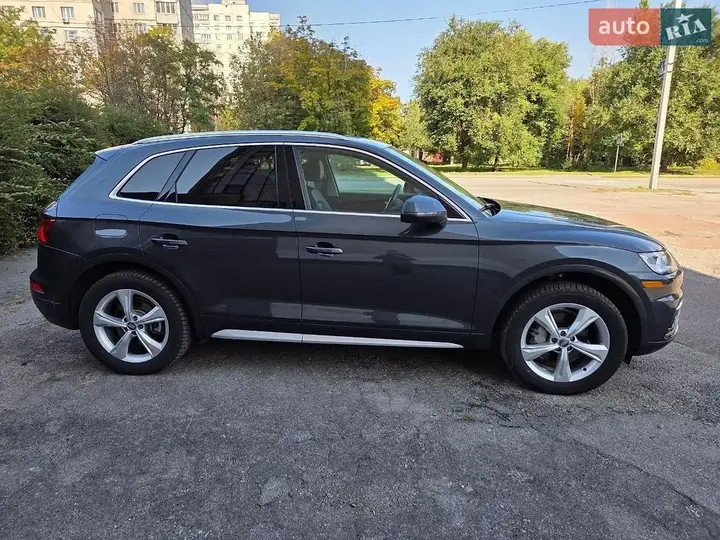 Audi Q5 2017 photo 4