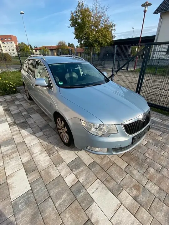 Skoda Superb Combi