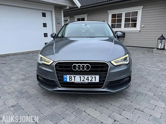 Audi A3 2014 photo 2