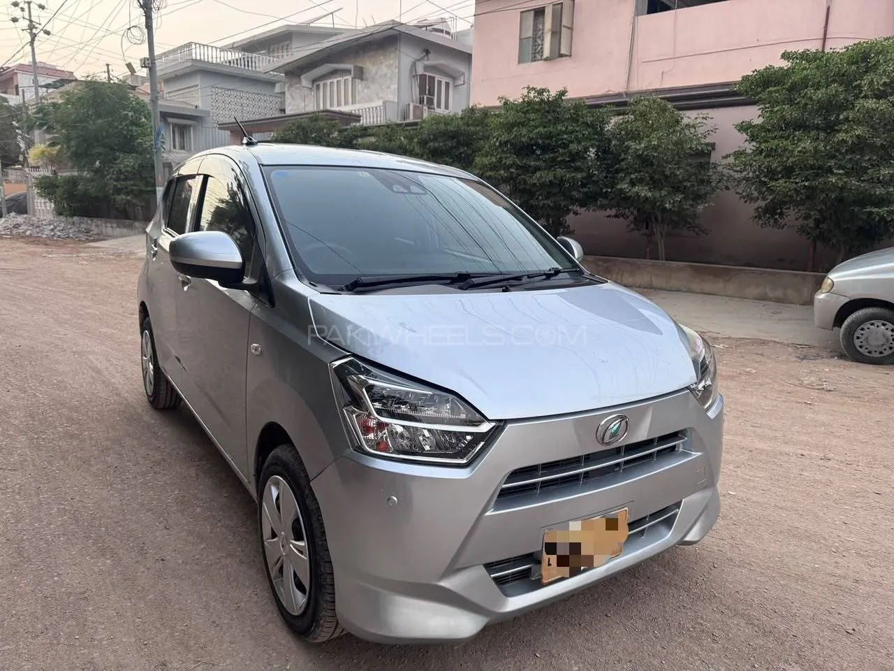 Daihatsu Mira