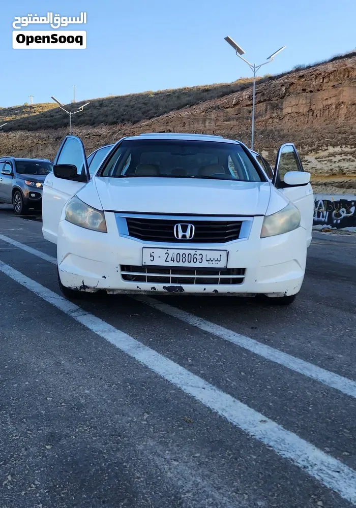 Honda Accord 2010 photo 2