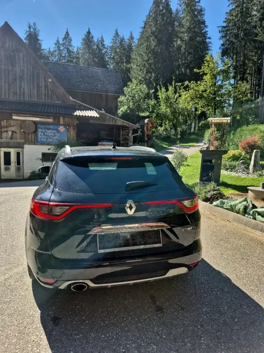 Renault Megane 2016 photo 2