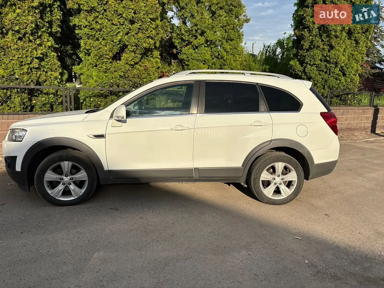 Chevrolet Captiva 2012 photo 2