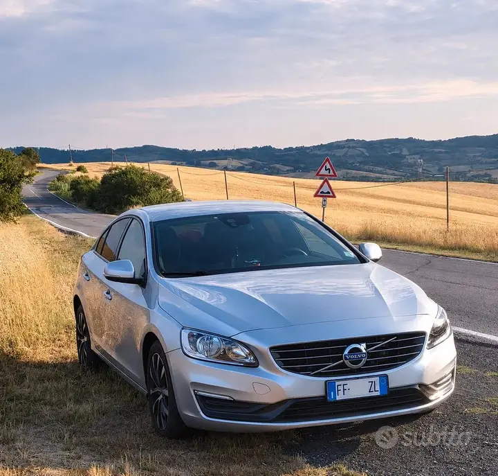 Volvo S60 2016 photo 2