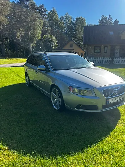 Volvo V70 2011 photo 3