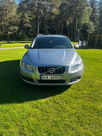 Volvo V70 2011 photo 5