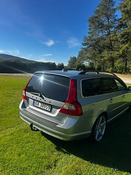 Volvo V70 2011 photo 4