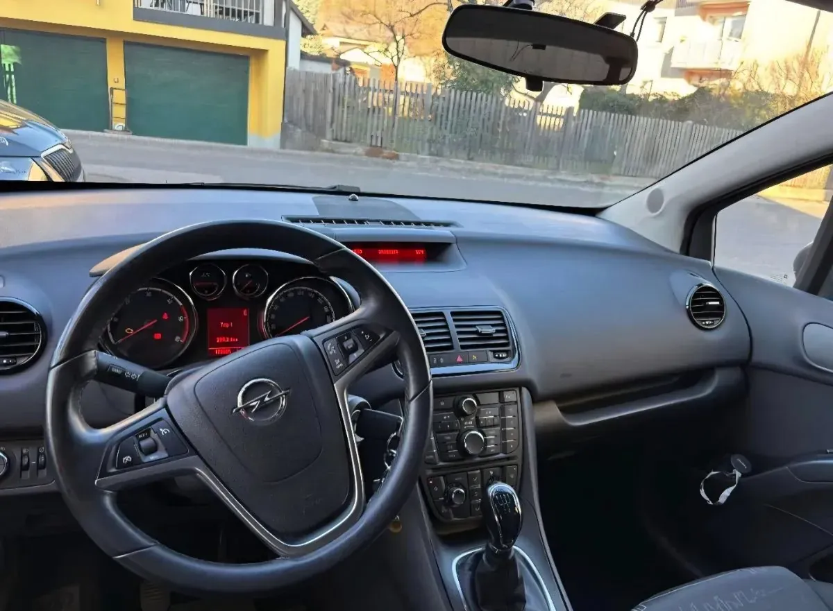 Opel Meriva 2010 photo 3