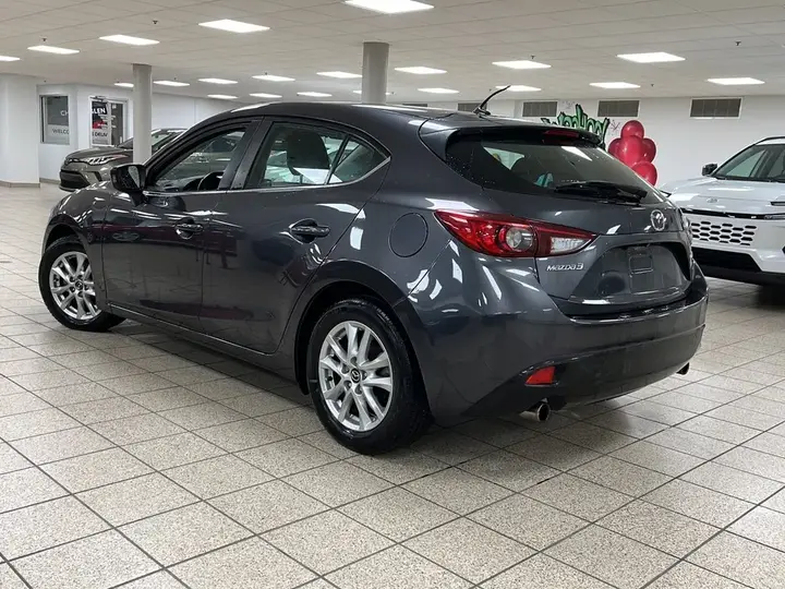 Mazda Mazda3 2015 photo 4