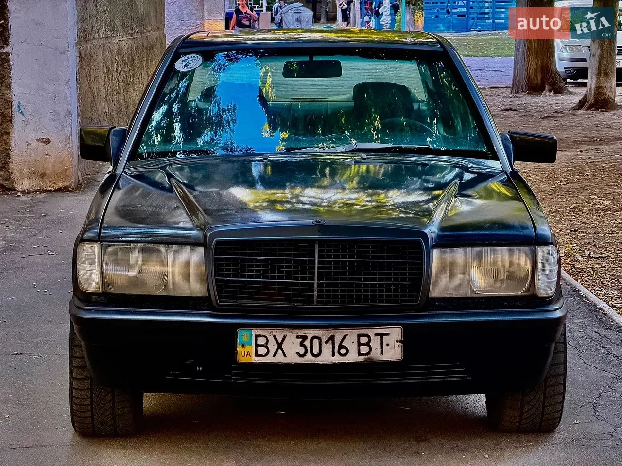 Mercedes-Benz 190 1985 photo 3