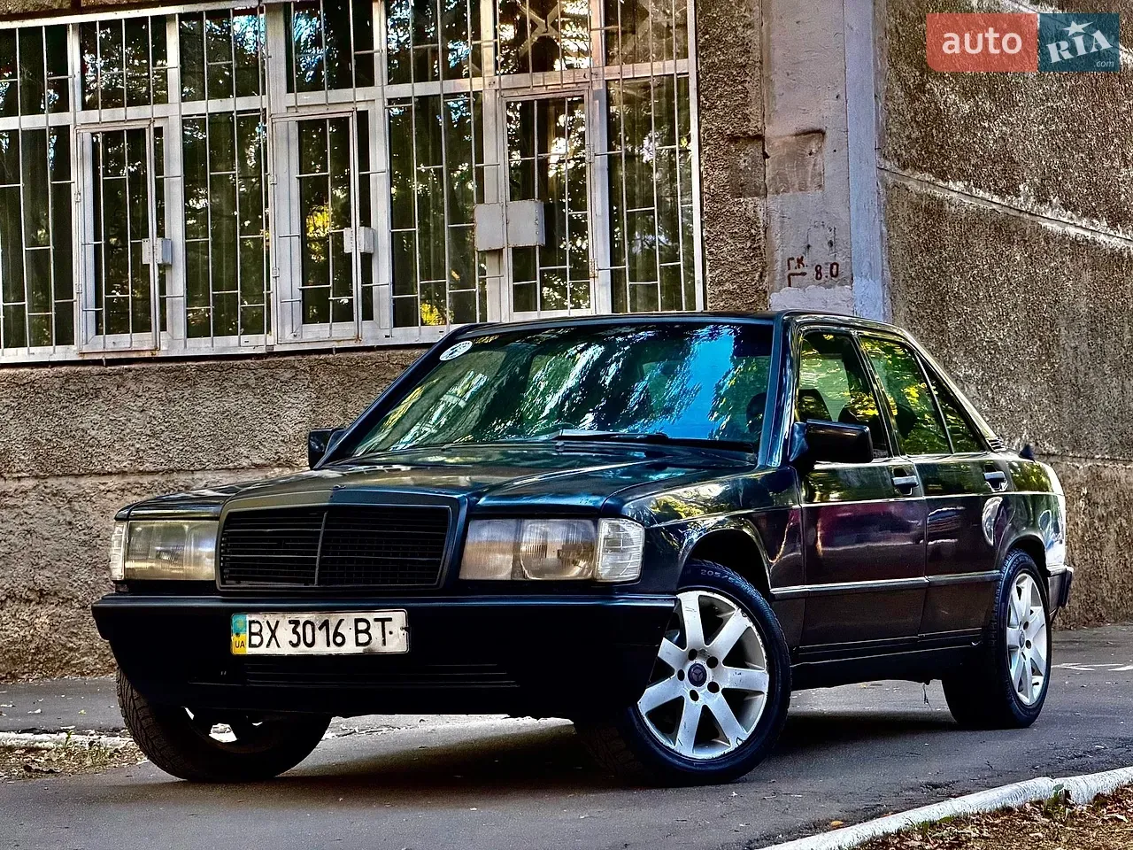 Mercedes-Benz 190