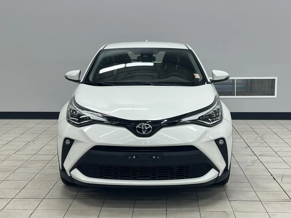 Toyota C-Hr 2021 photo 2