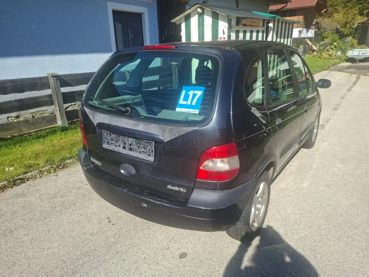 Renault Scenic 2001 photo 2