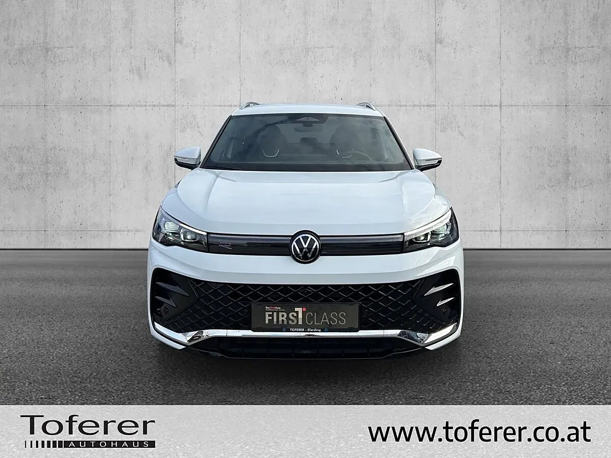 Volkswagen Tiguan 2024 photo 2