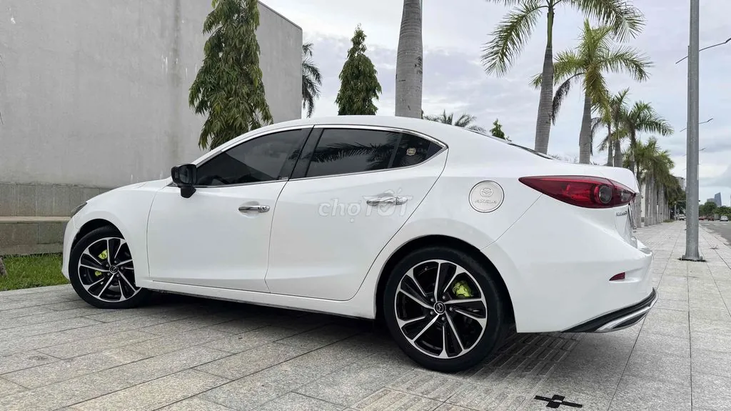 Mazda 3 2015 photo 3