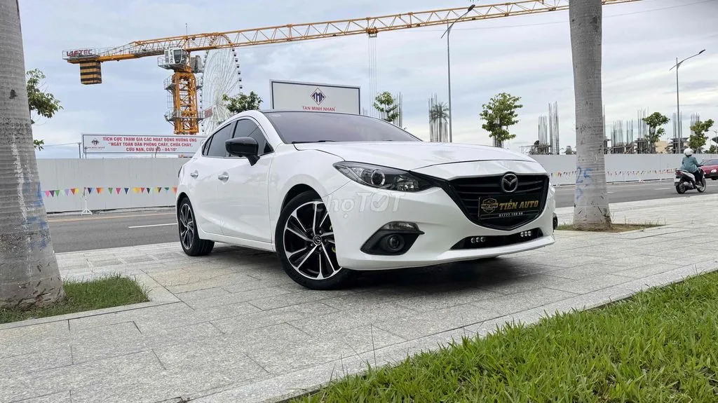Mazda 3 2015 photo 2