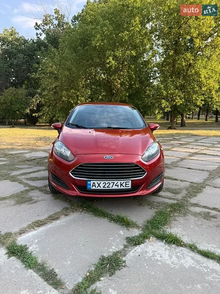 Ford Fiesta 2018 photo 2