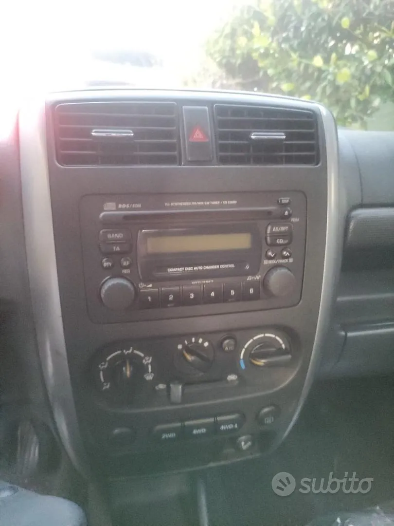 Suzuki Jimny 2007 photo 4