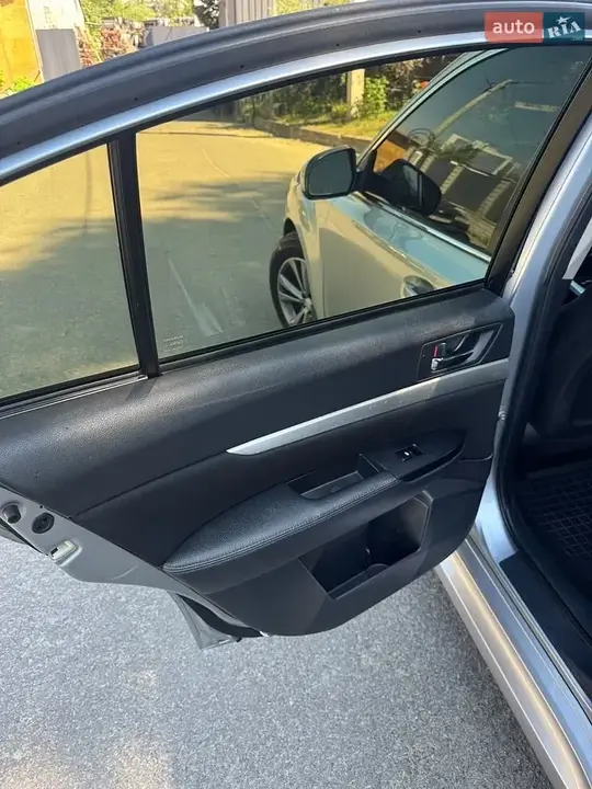 Subaru Legacy 2012 photo 5