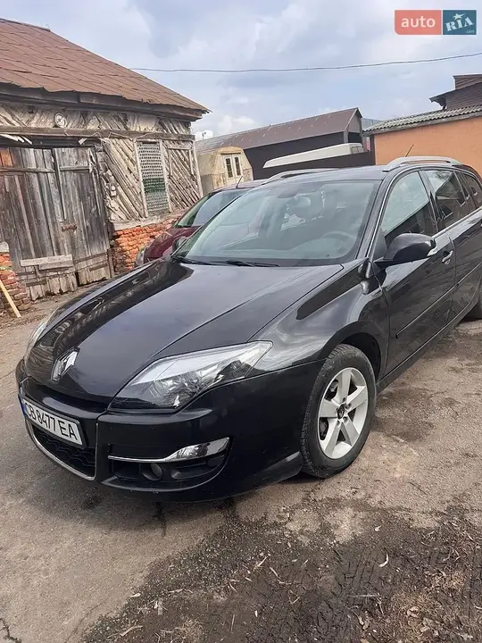 Renault Laguna 2012 photo 4