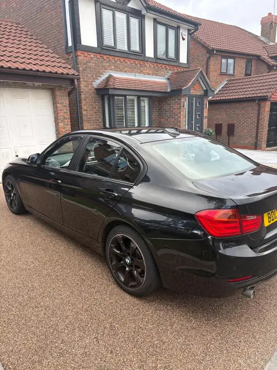 BMW 3 Series 2012 photo 4