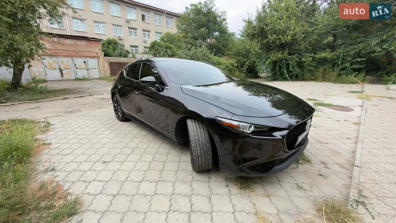 Mazda 3 2021 photo 3