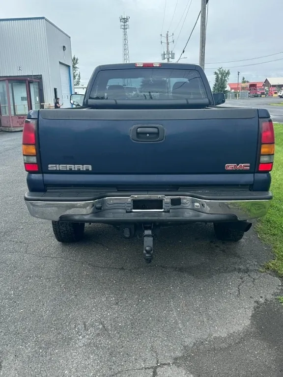 GMC Sierra 2500Hd 2006 photo 5