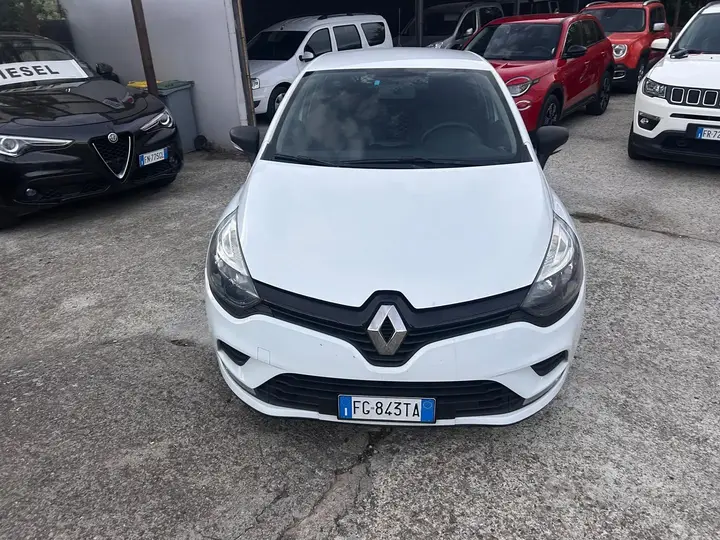 Renault Clio 2017 photo 3