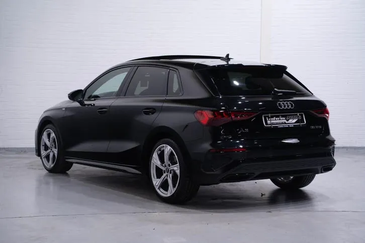 Audi A3 2021 photo 3