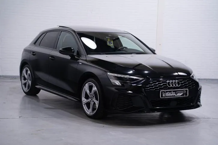 Audi A3 2021 photo 2