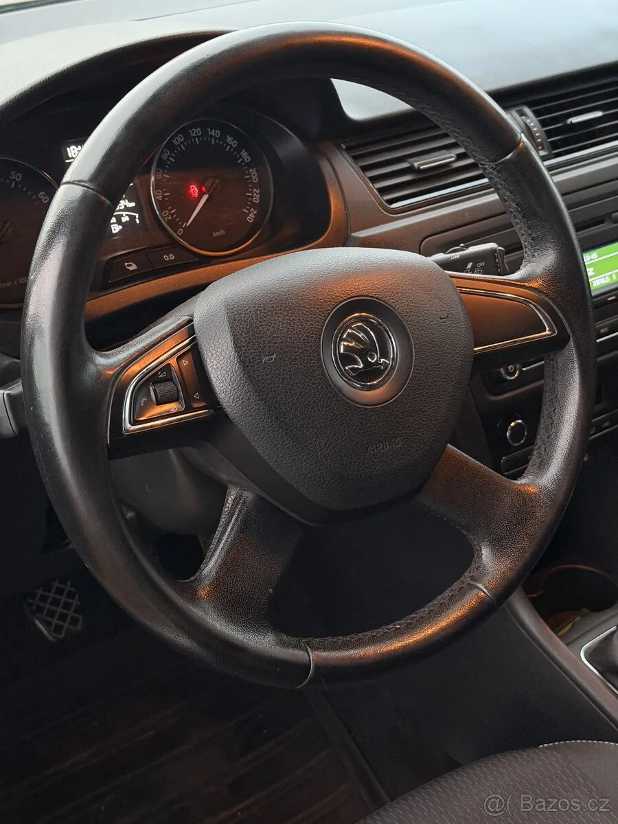Skoda Rapid 2013 photo 5