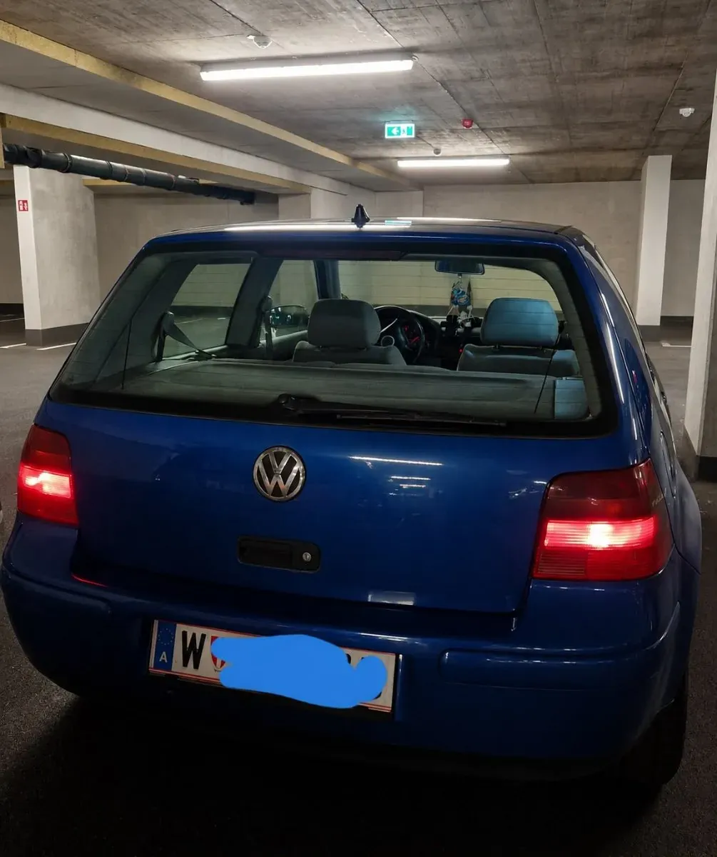 Volkswagen Golf 1999 photo 2