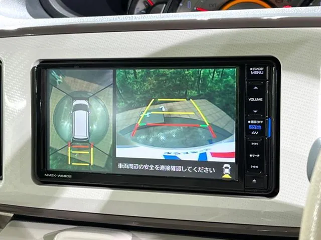 Daihatsu Move Canvas 2019 photo 4