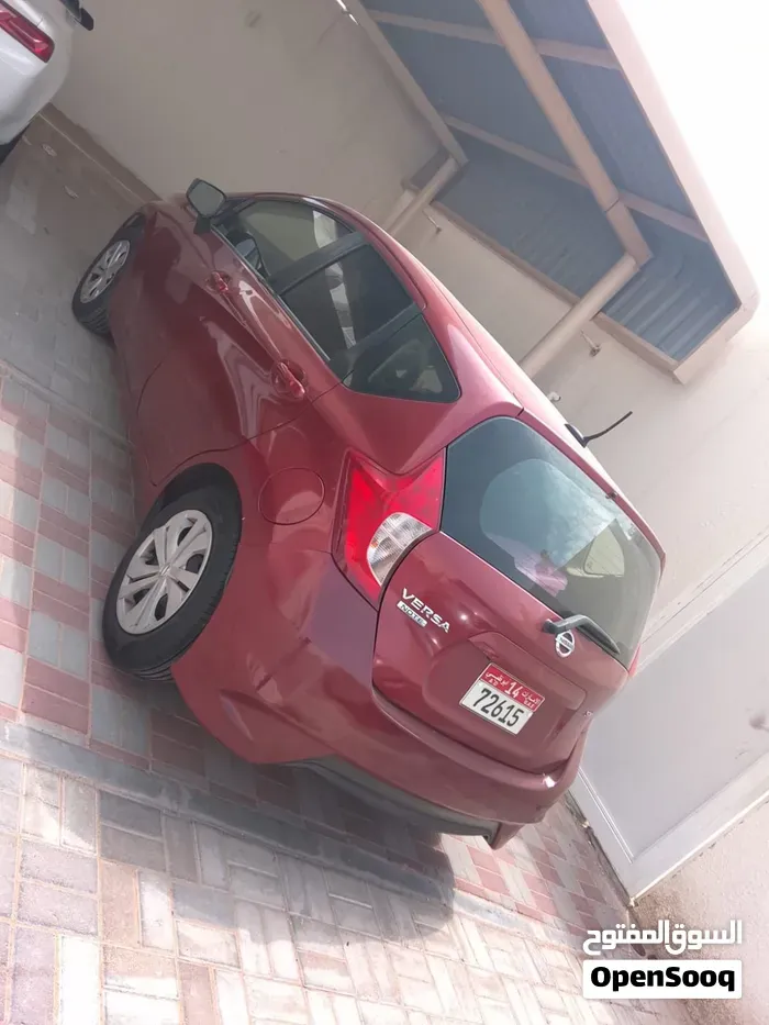 Nissan Versa 2017 photo 5