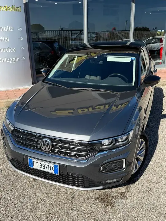 Volkswagen T-Roc 2019 photo 2
