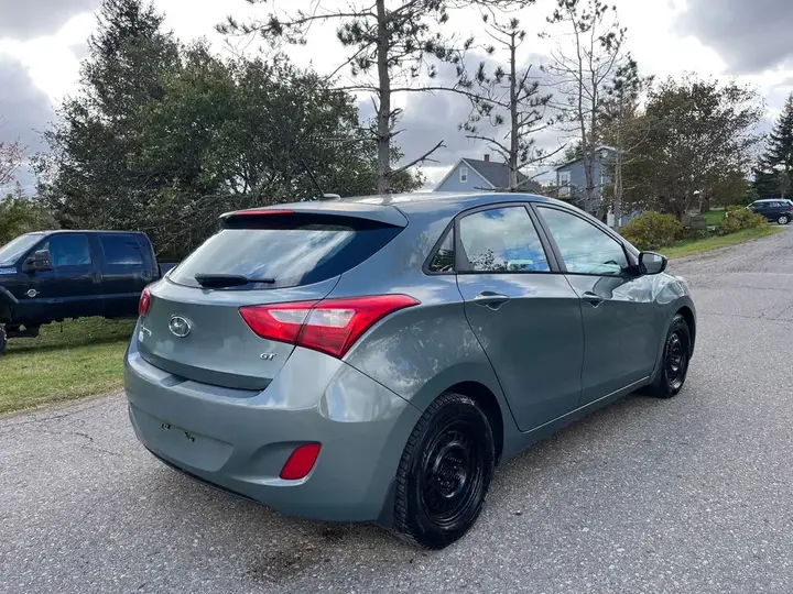 Hyundai Elantra 2013 photo 4