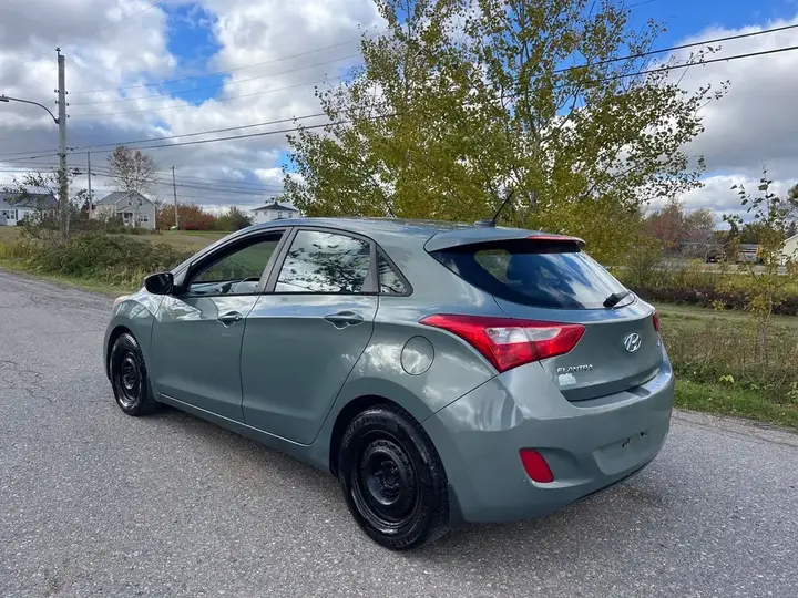 Hyundai Elantra 2013 photo 5