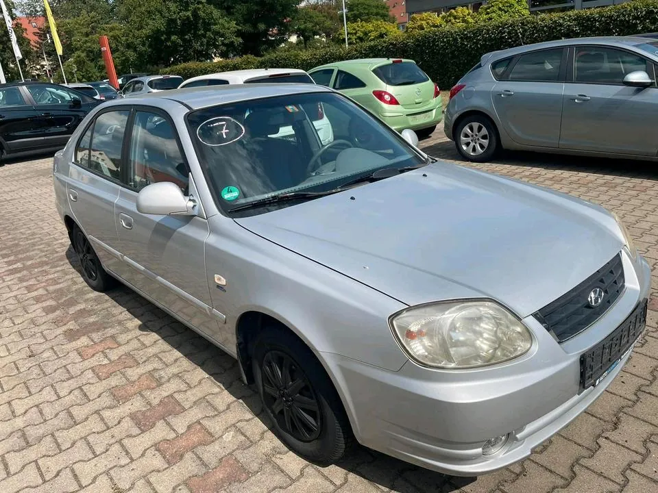 Hyundai Accent