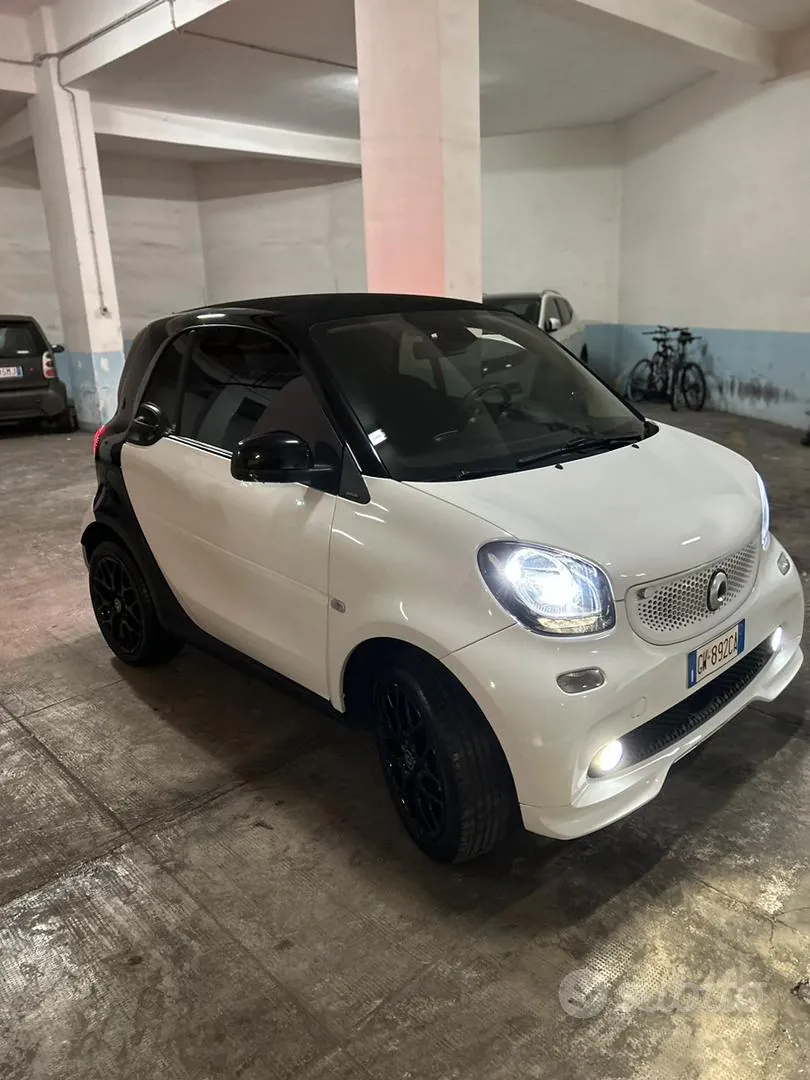Smart Fortwo 2024 photo 2