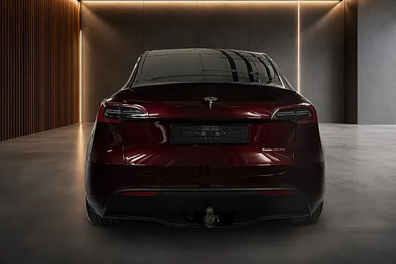 Tesla Model Y 2024 photo 4