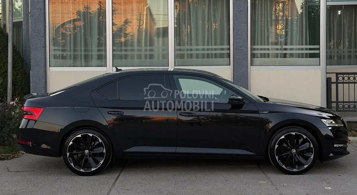 Skoda Superb 2022 photo 4