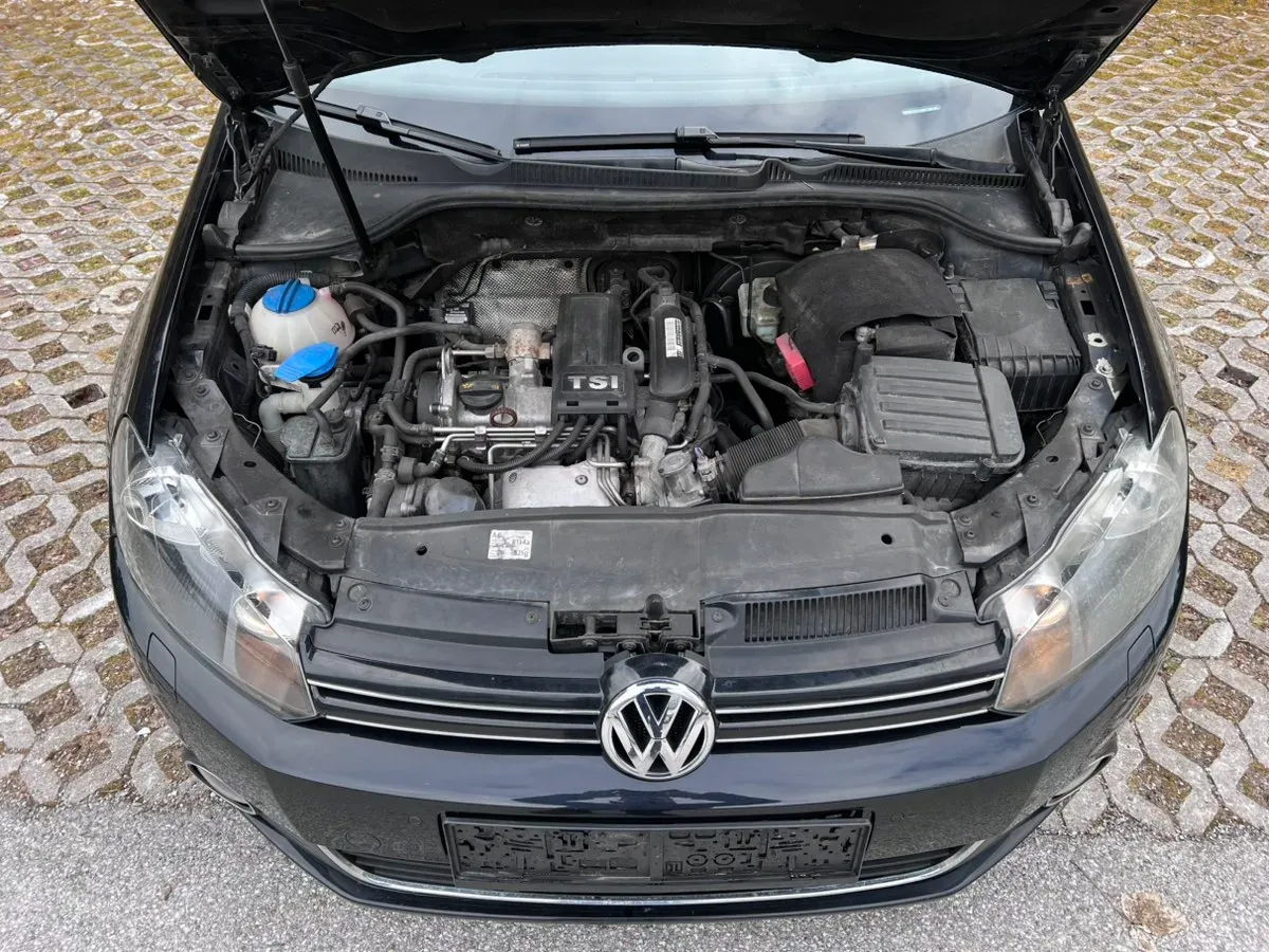 Volkswagen Golf 2011 photo 3