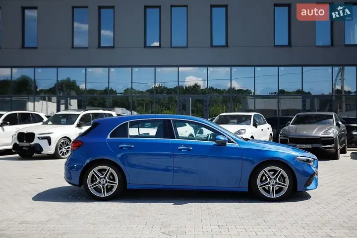 Mercedes-Benz A-Class 2024 photo 2